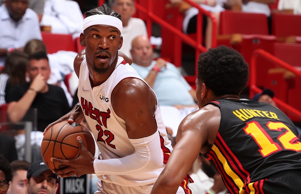 高尔夫世纪扳平比分,赛场竞技激烈终结平局 高尔夫世纪扳平比分,赛场竞技激烈终结平局